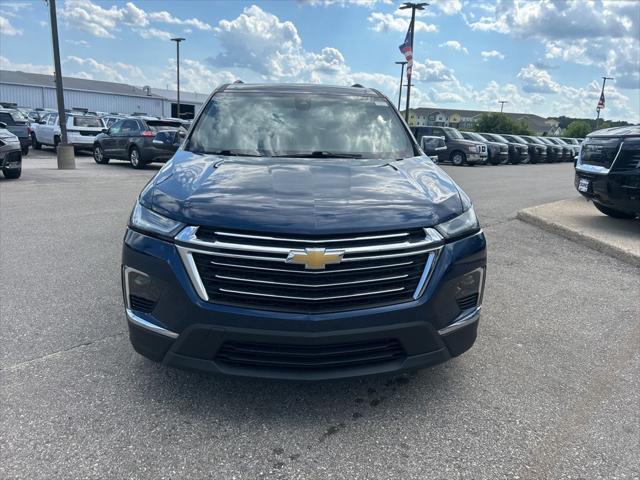 Photo of 2023 Northsky Blue Metallic Chevrolet Traverse