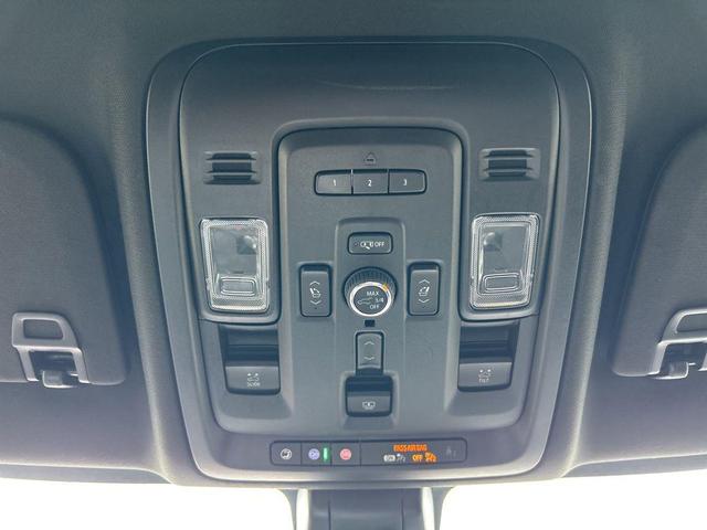 Photo of 2022 Onyx Black GMC Yukon XL