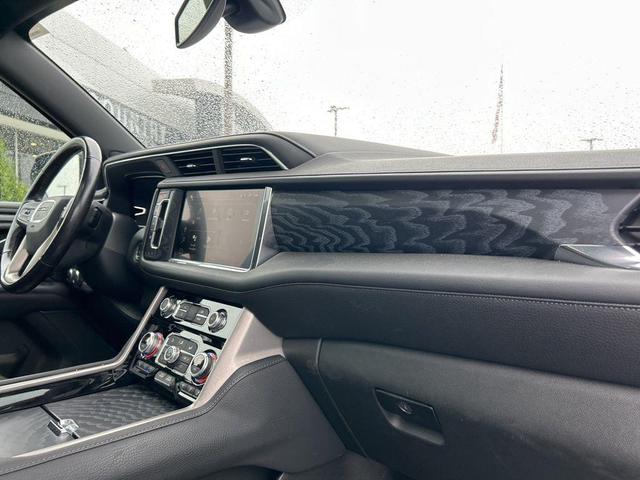 Photo of 2022 Onyx Black GMC Yukon XL