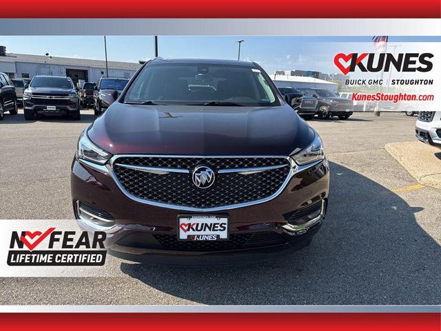 Photo of 2020 Rich Garnet Metallic Buick Enclave