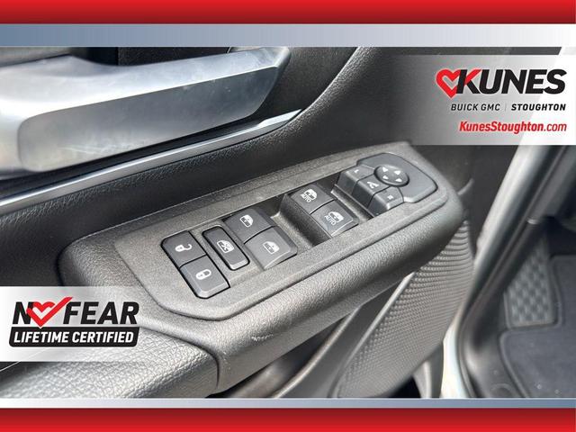 Photo of 2025 Billet Silver Metallic Clearcoat RAM 1500