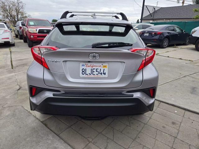 Photo of 2019 Gray Toyota C-HR
