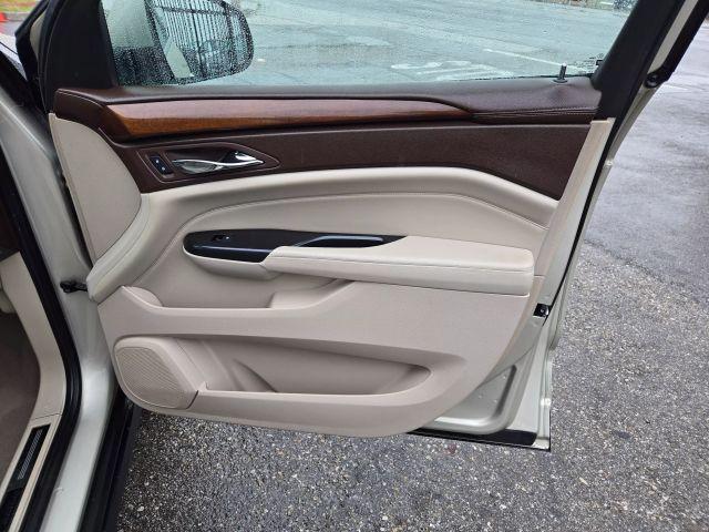 Photo of 2013 Gold Cadillac SRX