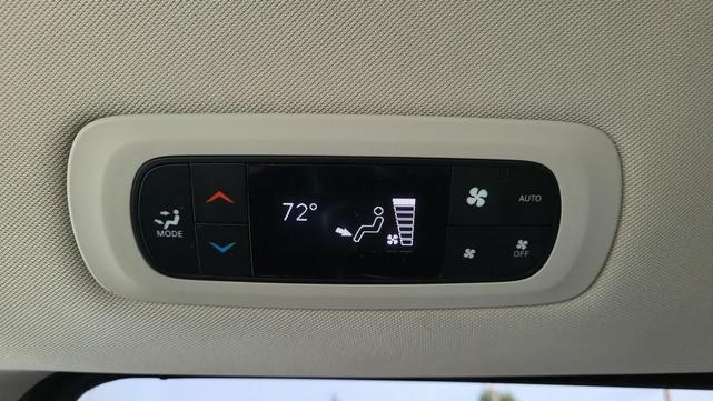 Photo of 2019 Magnetic Grey Metallic Chrysler Pacifica