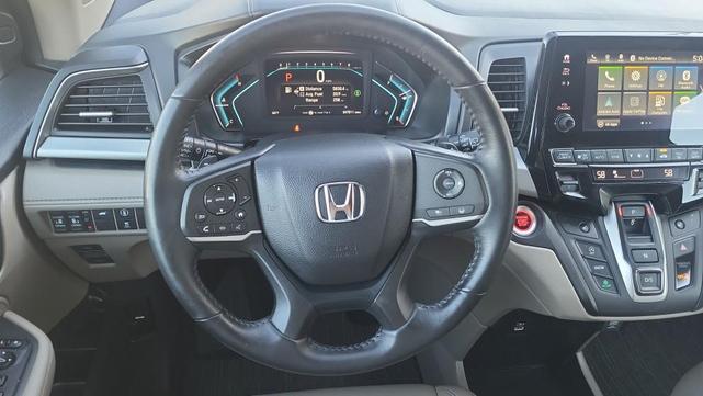 Photo of 2024 White Honda Odyssey