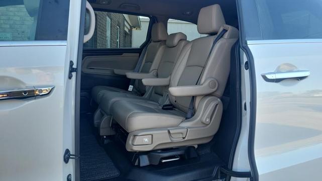 Photo of 2024 White Honda Odyssey