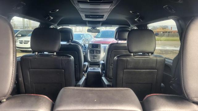 Photo of 2019 Silver Dodge Grand Caravan