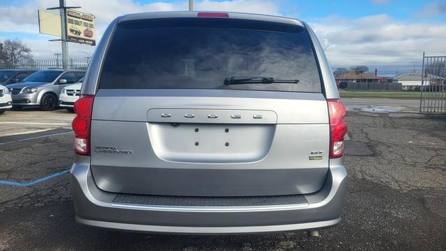 Photo of 2019 Silver Dodge Grand Caravan