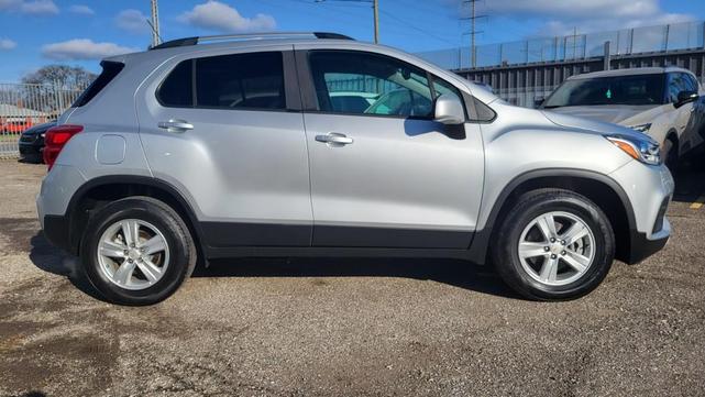 Photo of 2021 Silver Chevrolet Trax