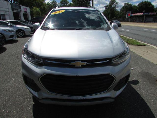 Photo of 2017 Silver Chevrolet Trax