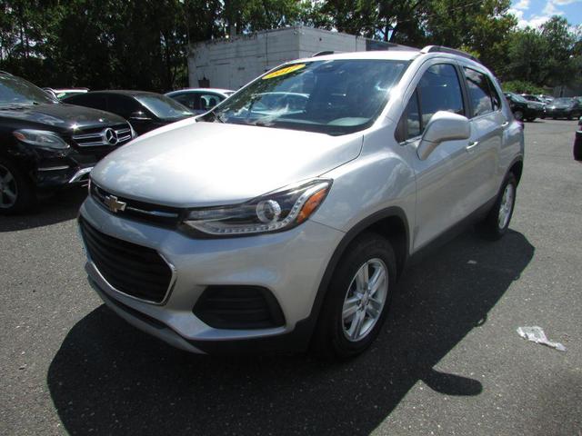 Photo of 2017 Silver Chevrolet Trax