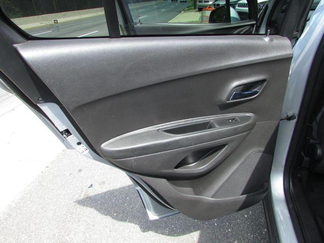 Photo of 2017 Silver Chevrolet Trax