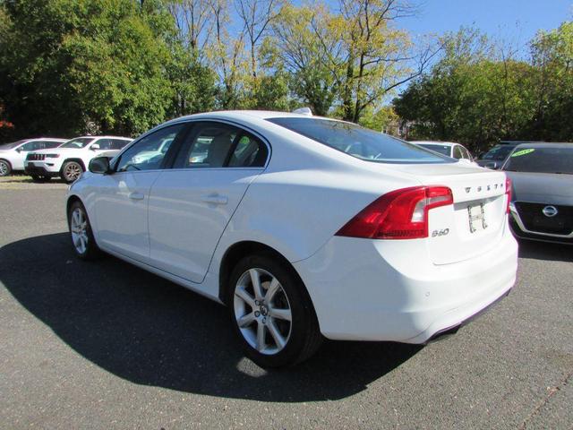 Photo of 2016 Ice White Volvo S60