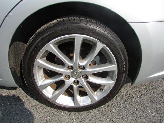 Photo of 2014 Silver Toyota Avalon
