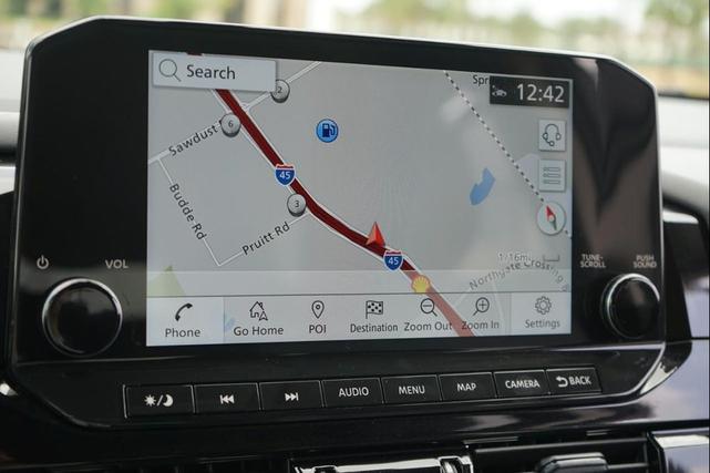Photo of 2023 White Nissan Pathfinder