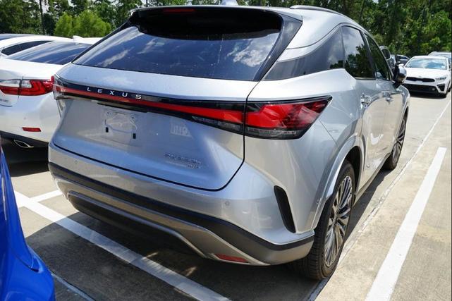 Photo of 2023 Iridium Lexus RX 350