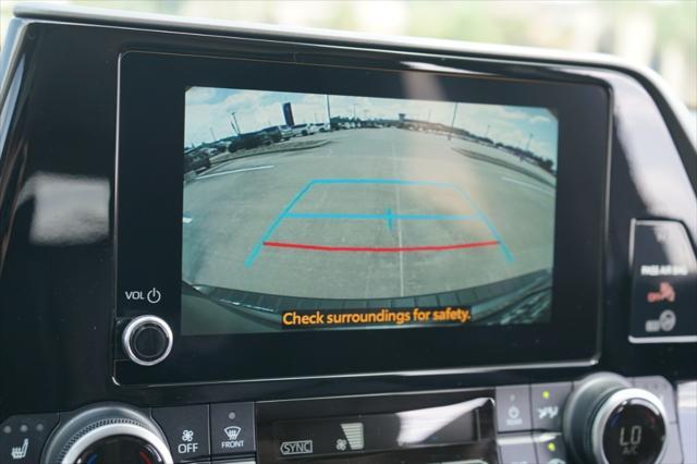 Photo of 2023 Gray Toyota Highlander