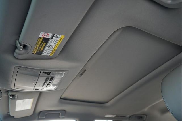 Photo of 2017 Predawn Gray Mica Toyota Highlander