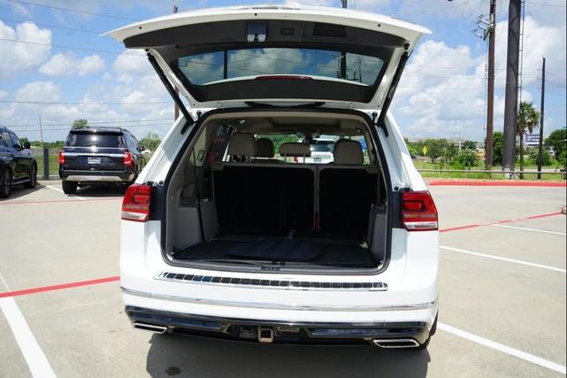 Photo of 2019 Pure White Volkswagen Atlas