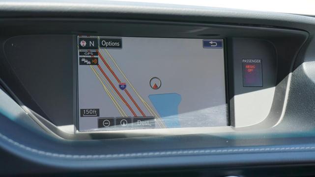 Photo of 2015 Silver Lexus ES 350