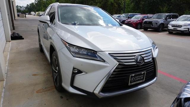 Photo of 2017 Silver Lining Metallic Lexus RX 350