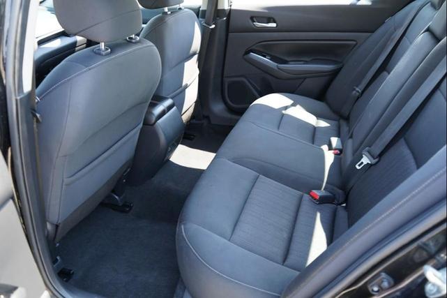 Photo of 2021 Super Black Nissan Altima