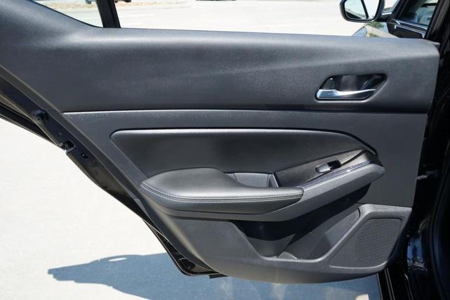 Photo of 2021 Super Black Nissan Altima