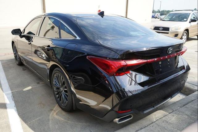 Photo of 2021 Opulent Amber Toyota Avalon