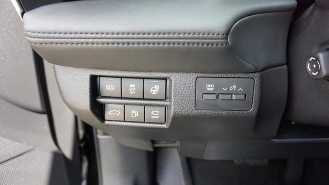 Photo of 2021 Opulent Amber Toyota Avalon