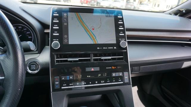 Photo of 2021 Opulent Amber Toyota Avalon