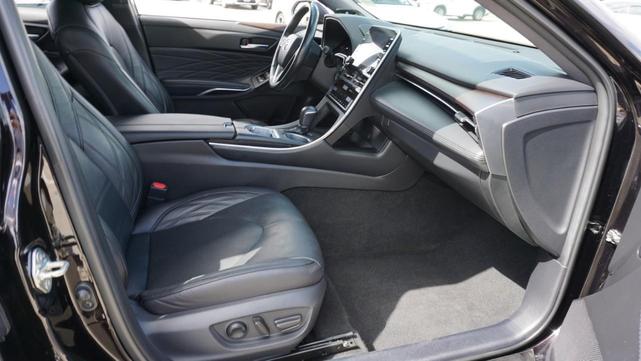 Photo of 2021 Opulent Amber Toyota Avalon