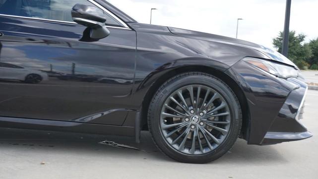 Photo of 2021 Opulent Amber Toyota Avalon