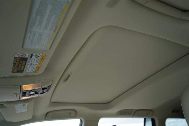 Photo of 2023 Eminent White Pearl Lexus GX 460