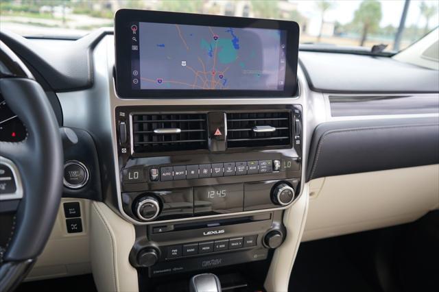 Photo of 2023 Eminent White Pearl Lexus GX 460