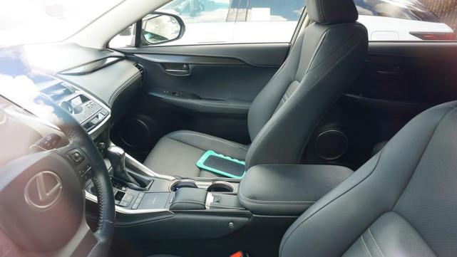Photo of 2019 White Lexus NX 300