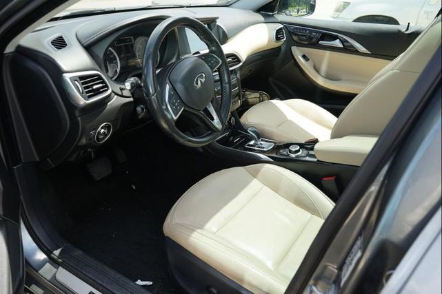Photo of 2017 Graphite Shadow INFINITI QX30