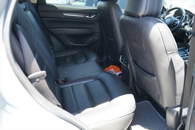 Photo of 2018 Sonic Silver Metallic Mazda CX-5