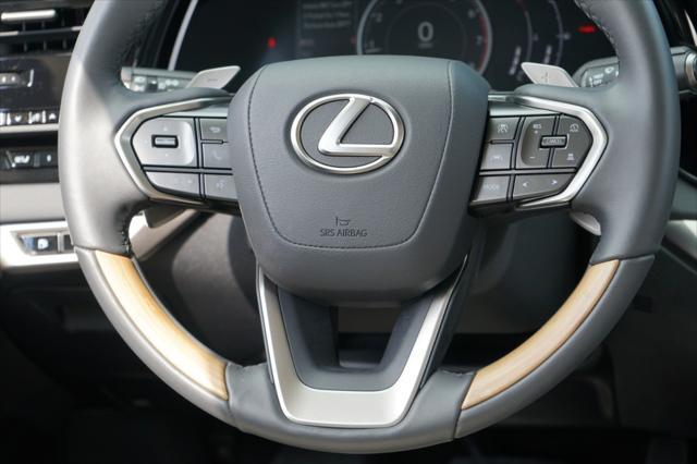 Photo of 2024 Nori Green Pearl Lexus RX 350