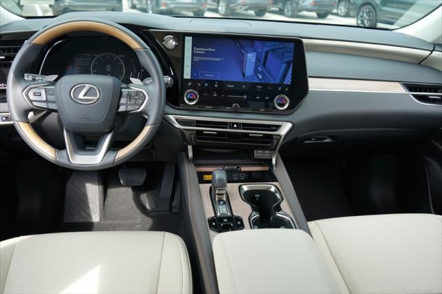 Photo of 2024 Nori Green Pearl Lexus RX 350