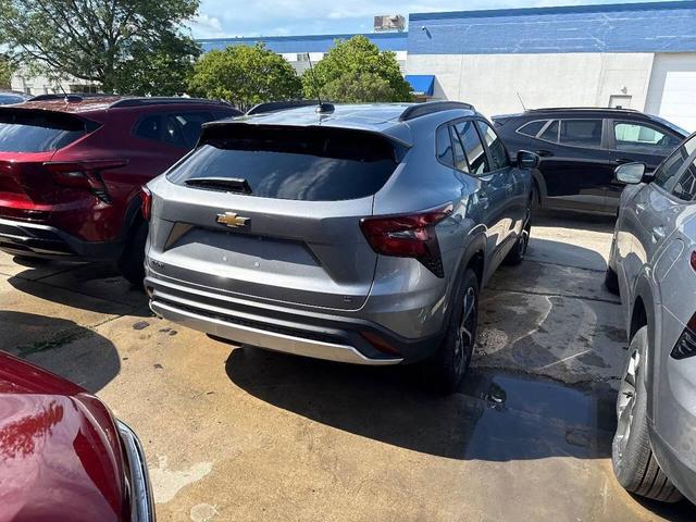 Photo of 2025 Silver Chevrolet Trax