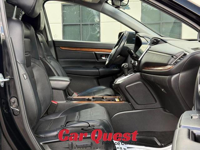 Photo of 2021 Crystal Black Pearl Honda CR-V