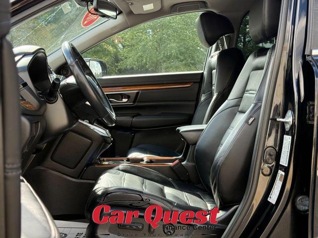 Photo of 2021 Crystal Black Pearl Honda CR-V