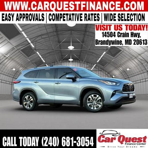 Photo of 2020 Moon Dust Toyota Highlander