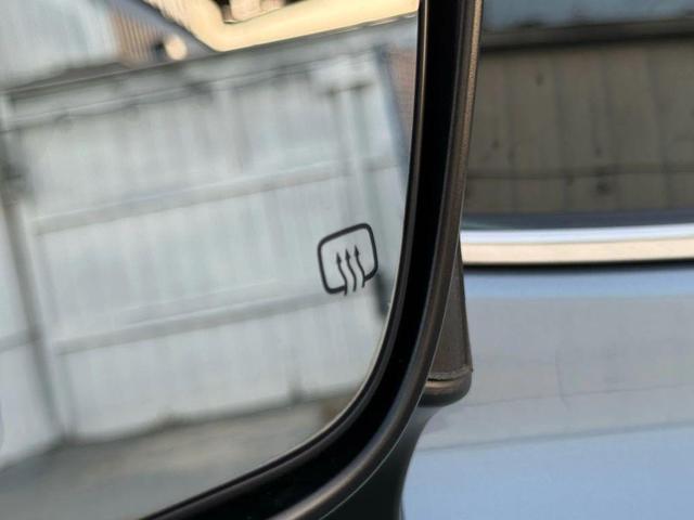 Photo of 2020 Moon Dust Toyota Highlander