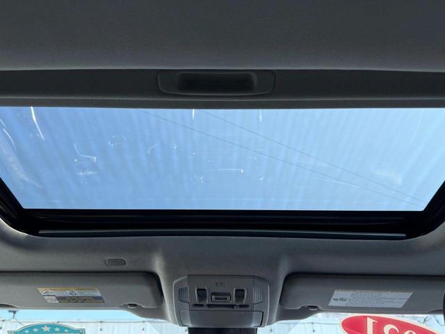 Photo of 2021 Magnetic Gray Metallic Toyota Highlander