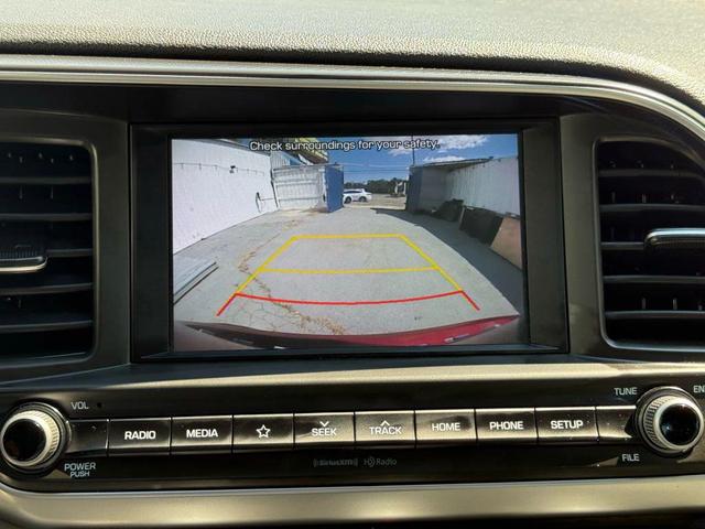 Photo of 2020 Scarlet Red Pearl Hyundai ELANTRA