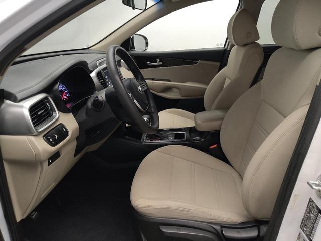Photo of 2019 Snow White Pearl Kia Sorento