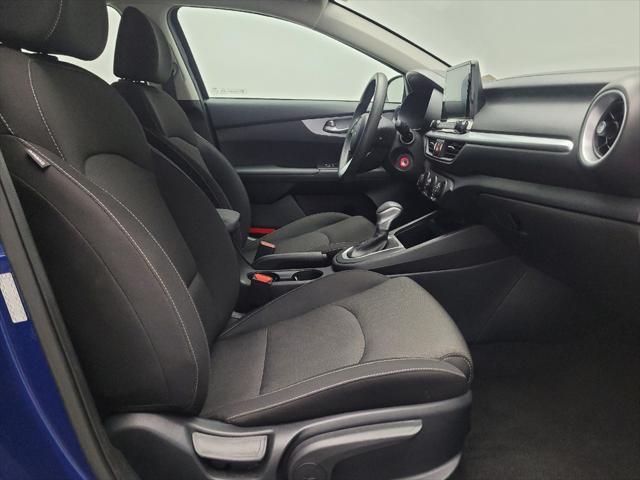 Photo of 2024 Deep Sea Blue Kia Forte