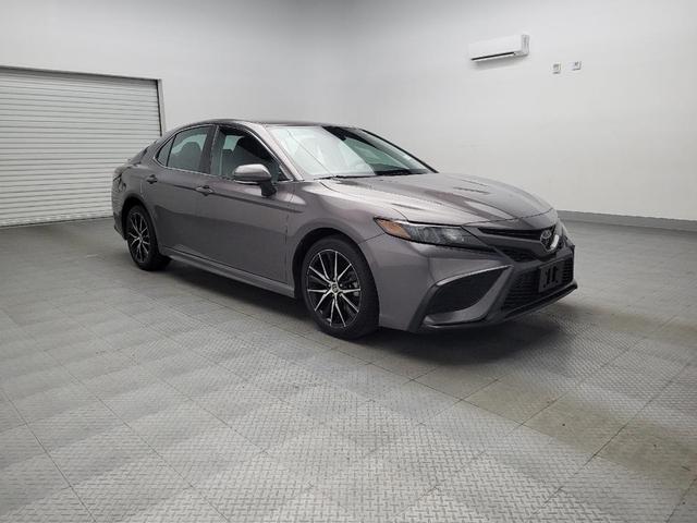 Photo of 2022 Gray Toyota Camry
