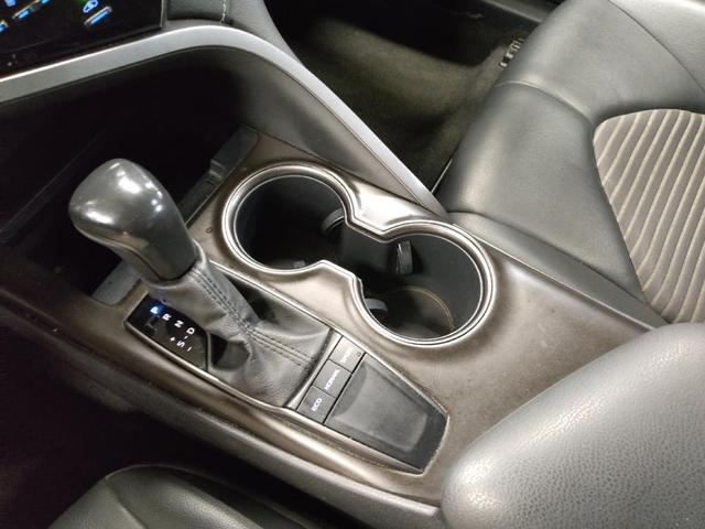 Photo of 2022 Gray Toyota Camry
